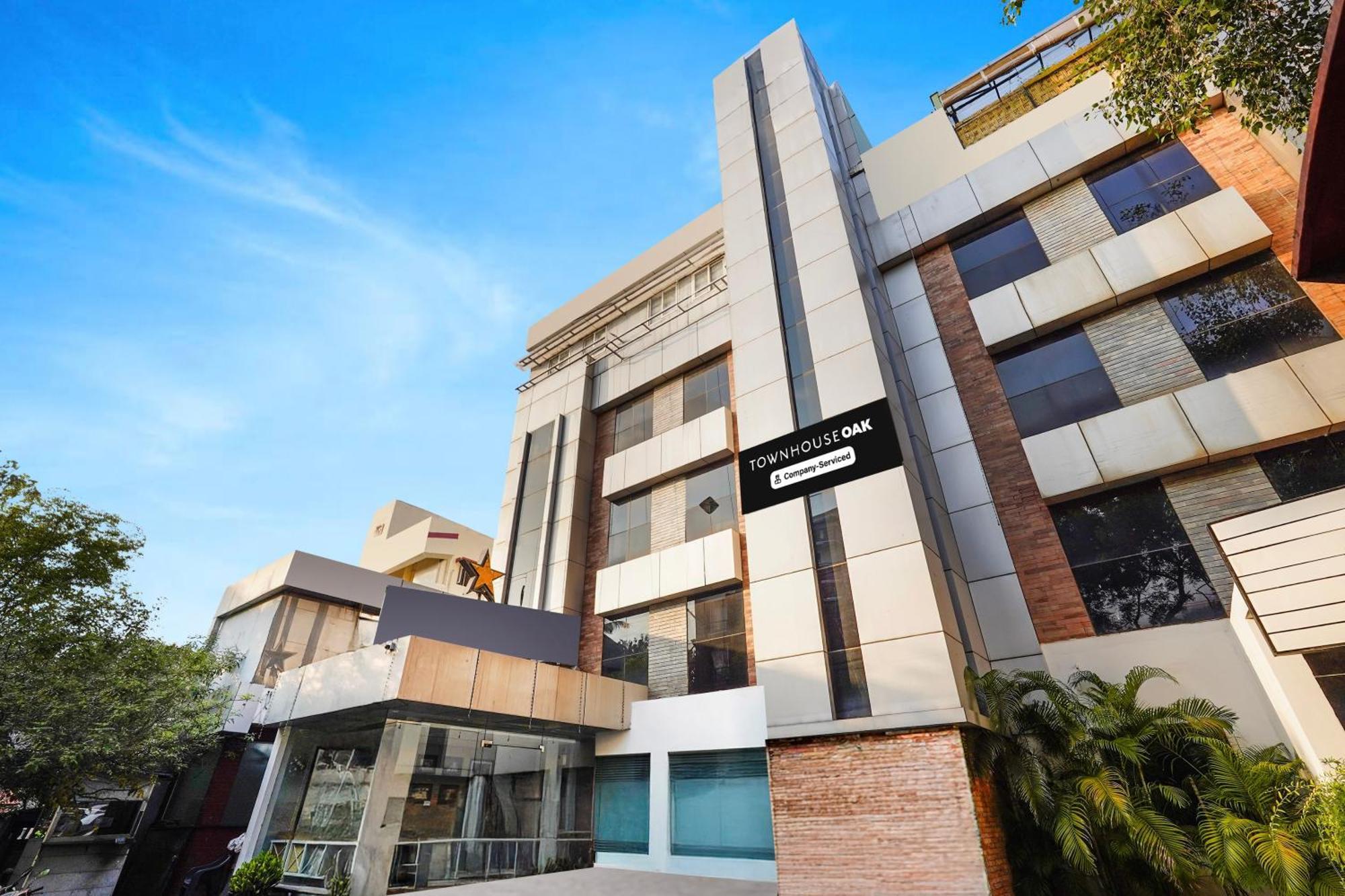 Super Townhouse Oak Kodambakkam Formerly Cine City Chennai Eksteriør billede