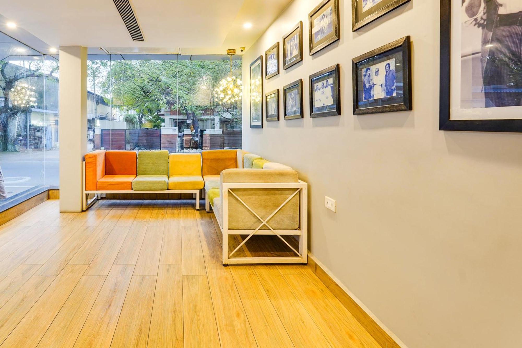 Super Townhouse Oak Kodambakkam Formerly Cine City Chennai Eksteriør billede